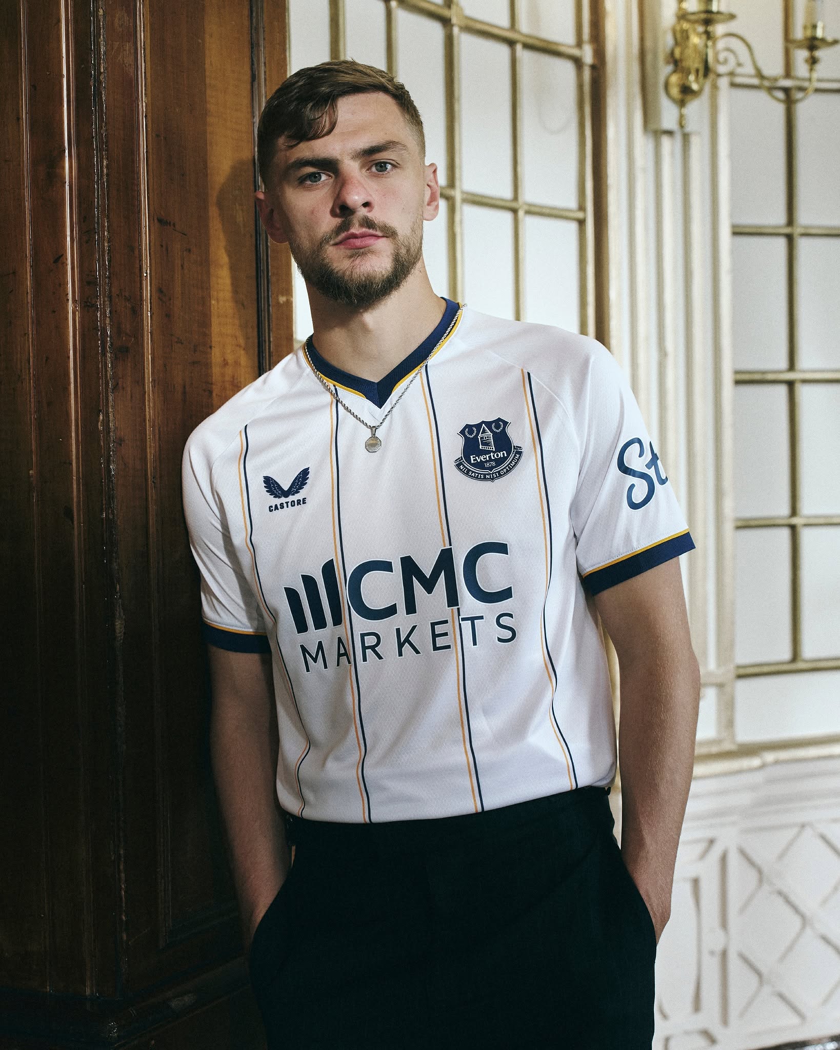 Les maillots d'Everton 2026-2027 ouvrent une nouvelle ère !