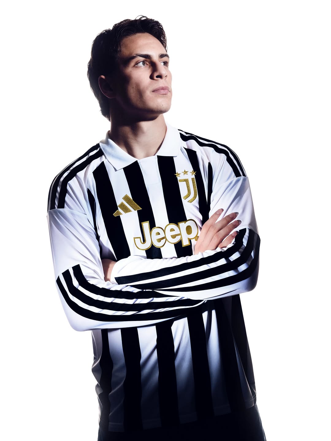 Le maillot domicile de la Juventus 2026-2027 inspiré du maillot 1976-1977