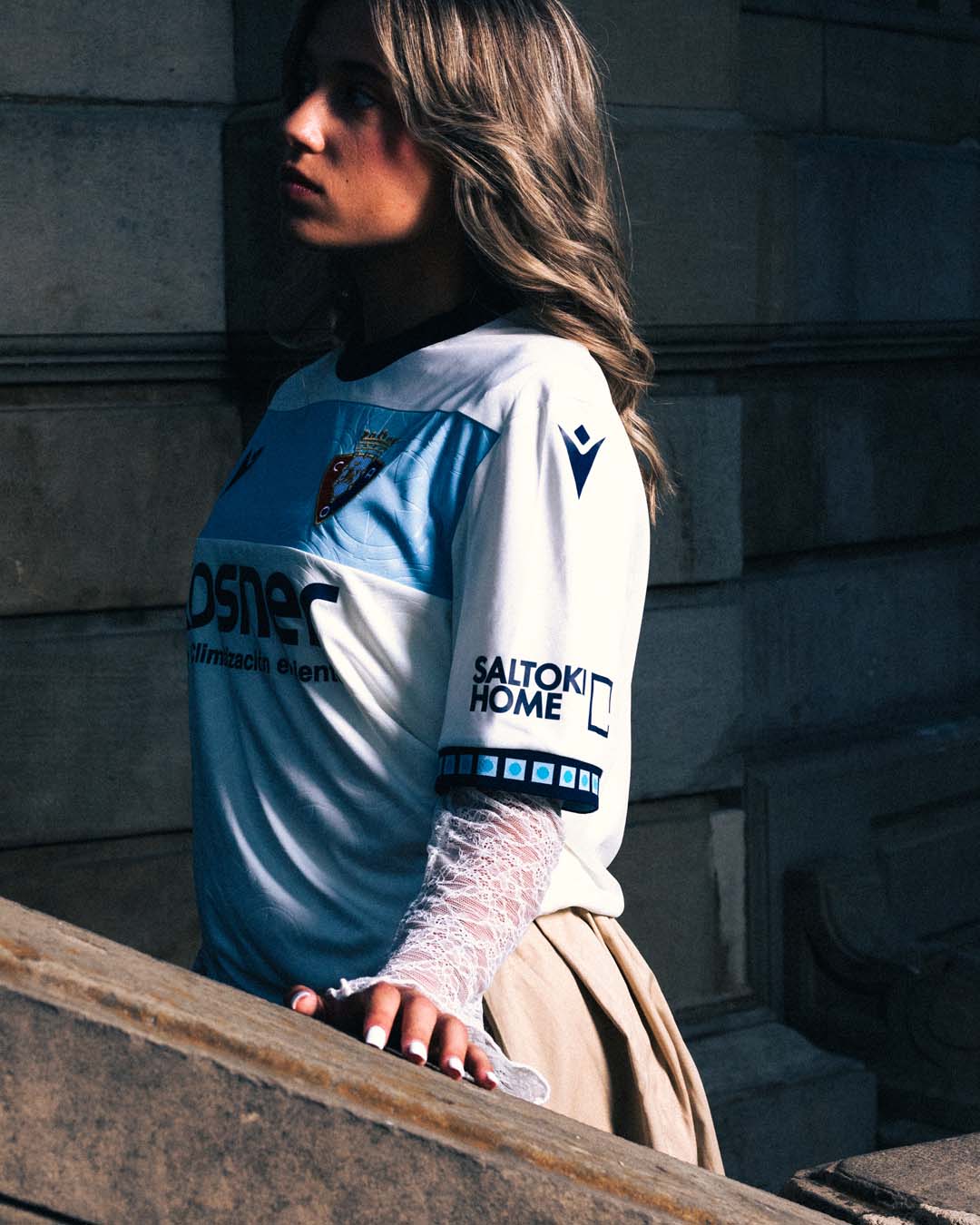 Maillots du CA Osasuna 2026-2027 signes Macron