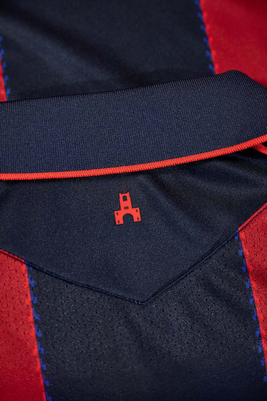 Les maillots du Bologna FC 2026-2027 en hommage au Stadio Renato Dall'Ara