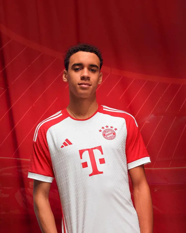 Maillot domicile FC Bayern Munich 2023-2024