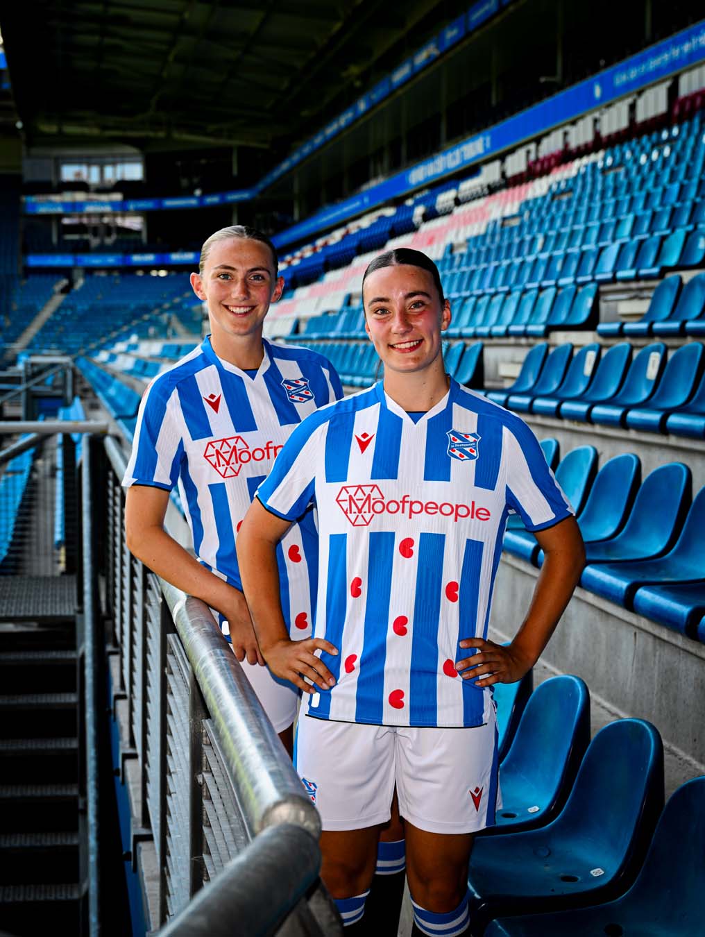Le maillot domicile du SC Heerenveen 2026-2027 signe Macron
