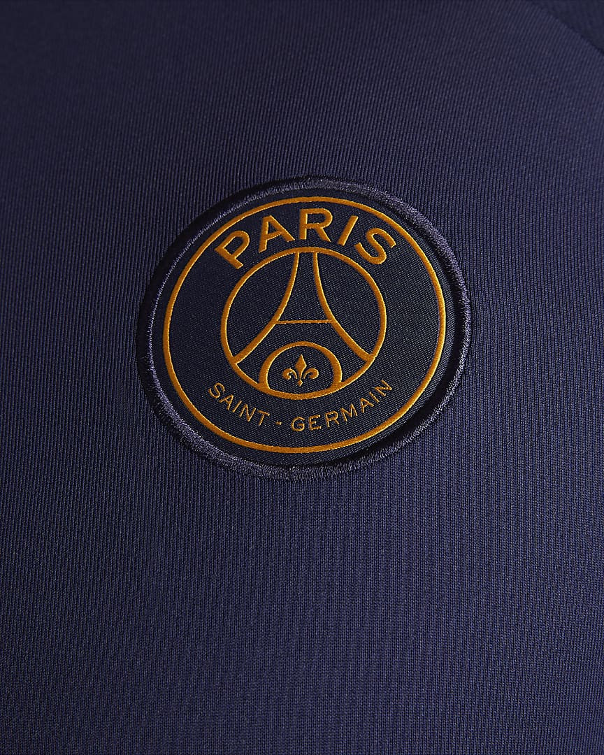 Voici le survêtement Paris Saint Germain 2023-2024