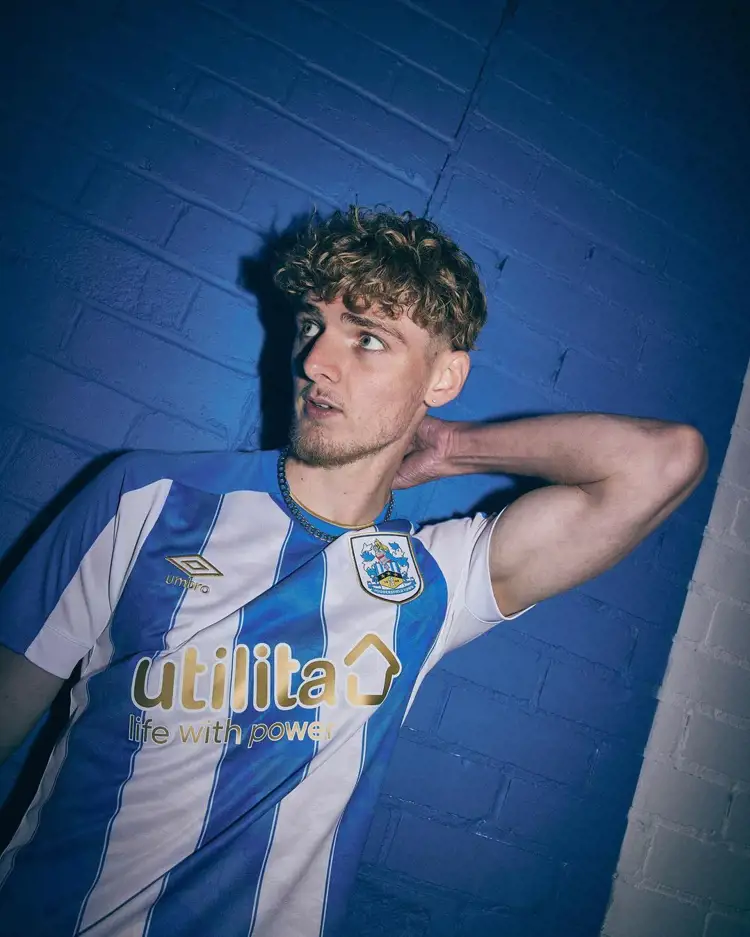 Maillots de football Huddersfield Town 2023-2024