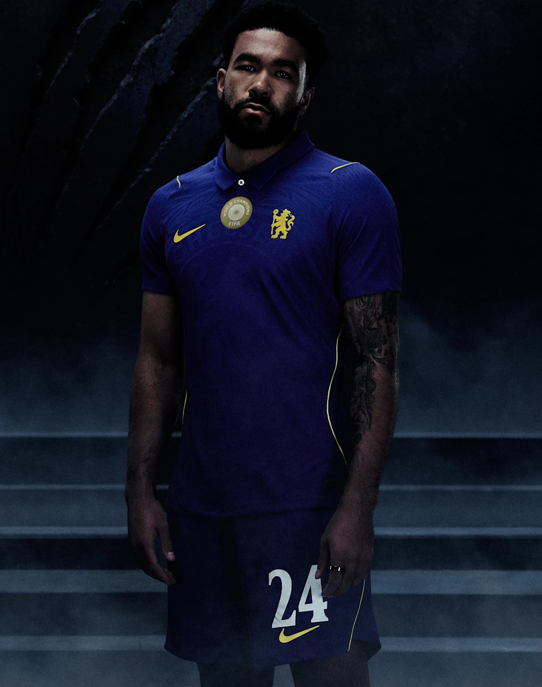 Maillot domicile Chelsea 2026-2027 hommage au lion !
