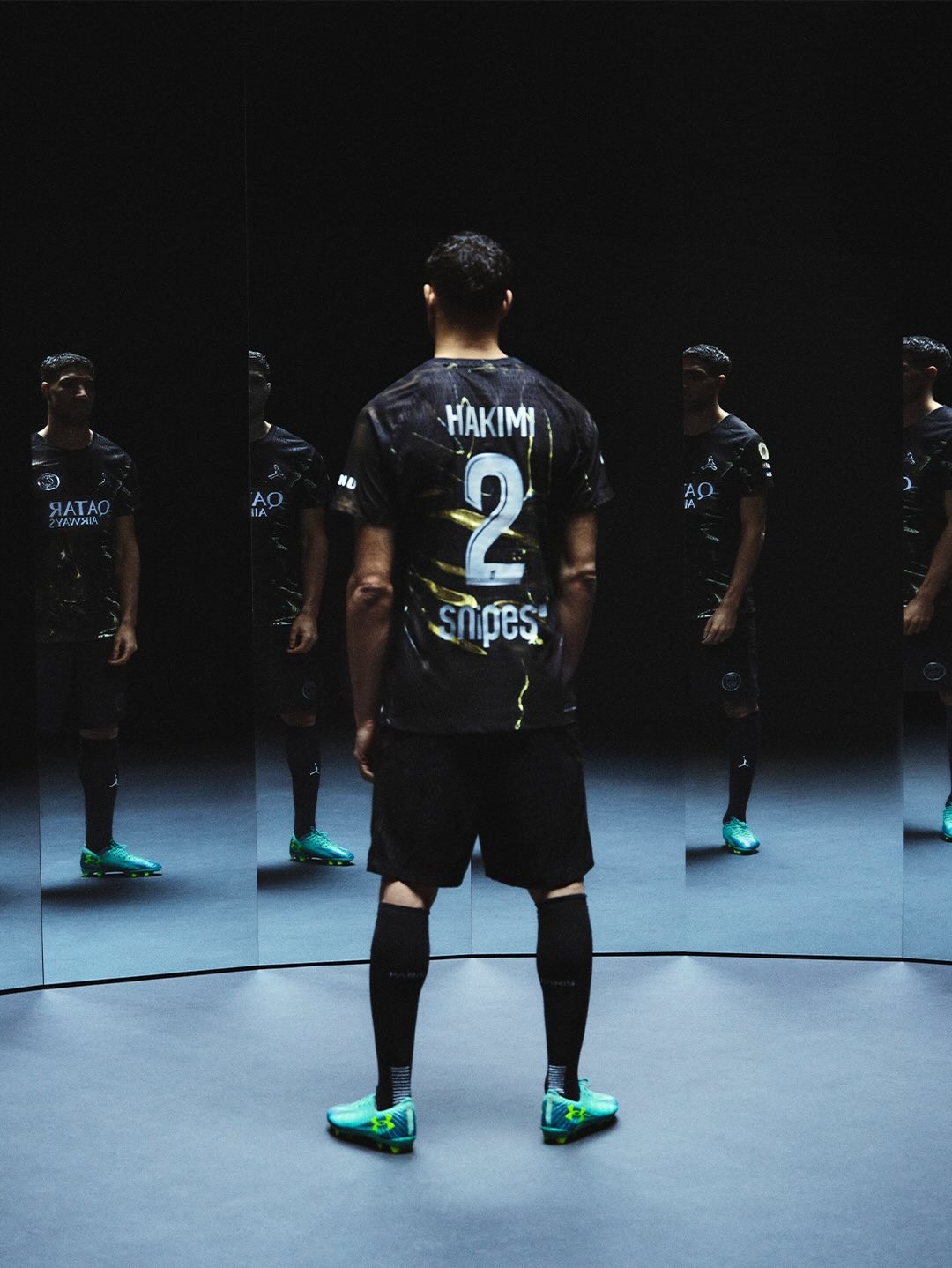 Cinquieme maillot Paris Saint-Germain 2025-2026 Night Edition
