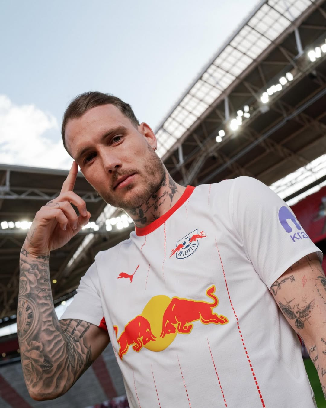 Maillot domicile Red Bull Leipzig 2026-2027 inspiré du stade