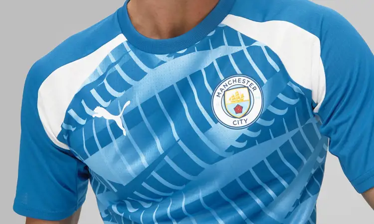 C'est le maillot d'échauffement Manchester City 2023-2024