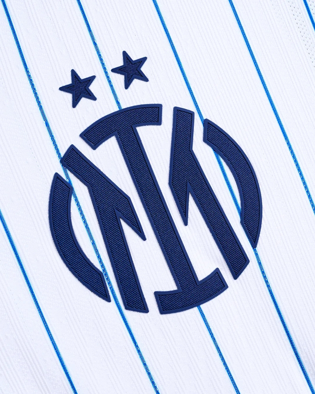 Le maillot exterieur de l'Inter Milan 2026-2027 s'inspire des maillots de baseball