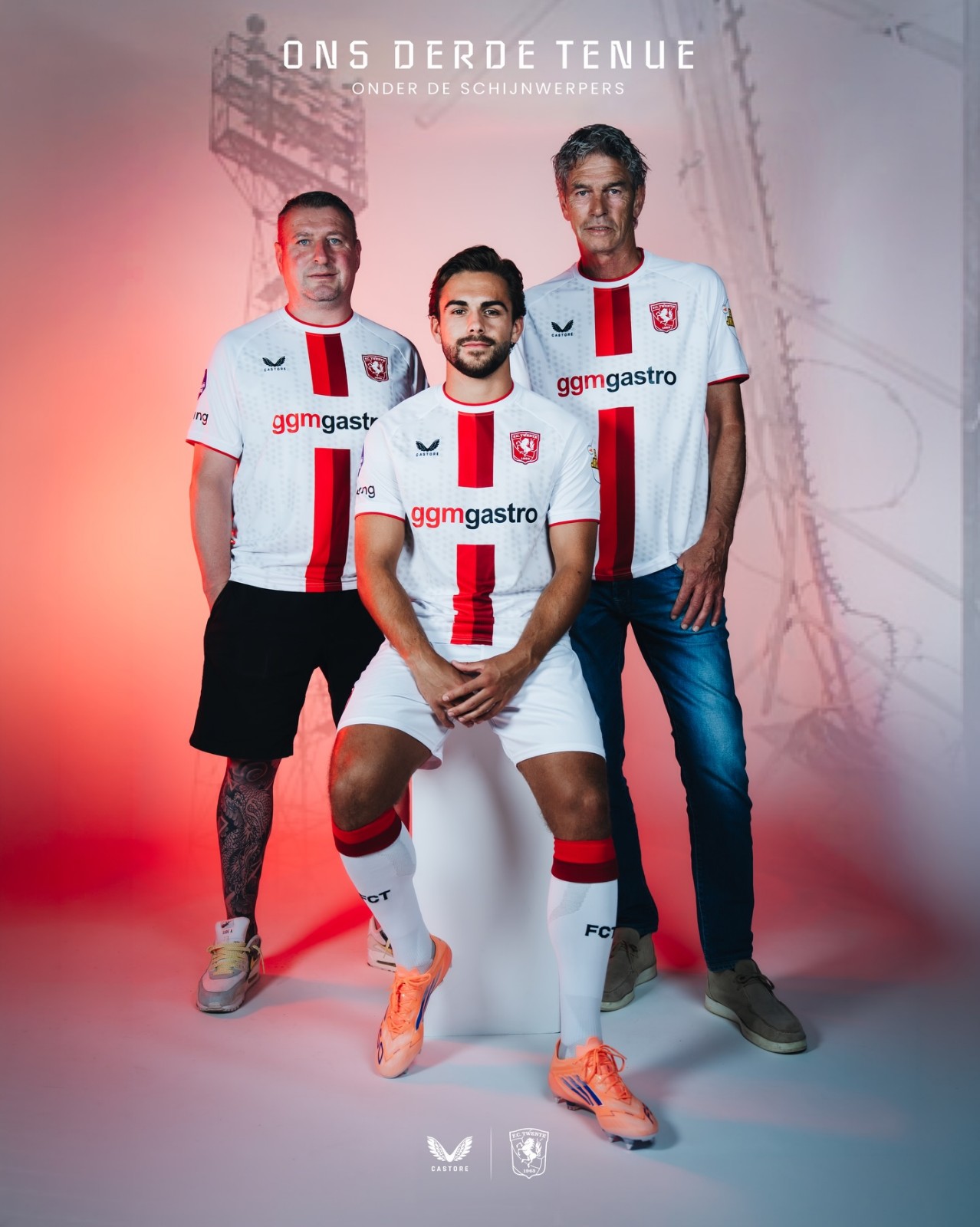 Les maillots du FC Twente 2026-2027 célèbrent le maillot du titre, les supporters en déplacement et Het Diekman