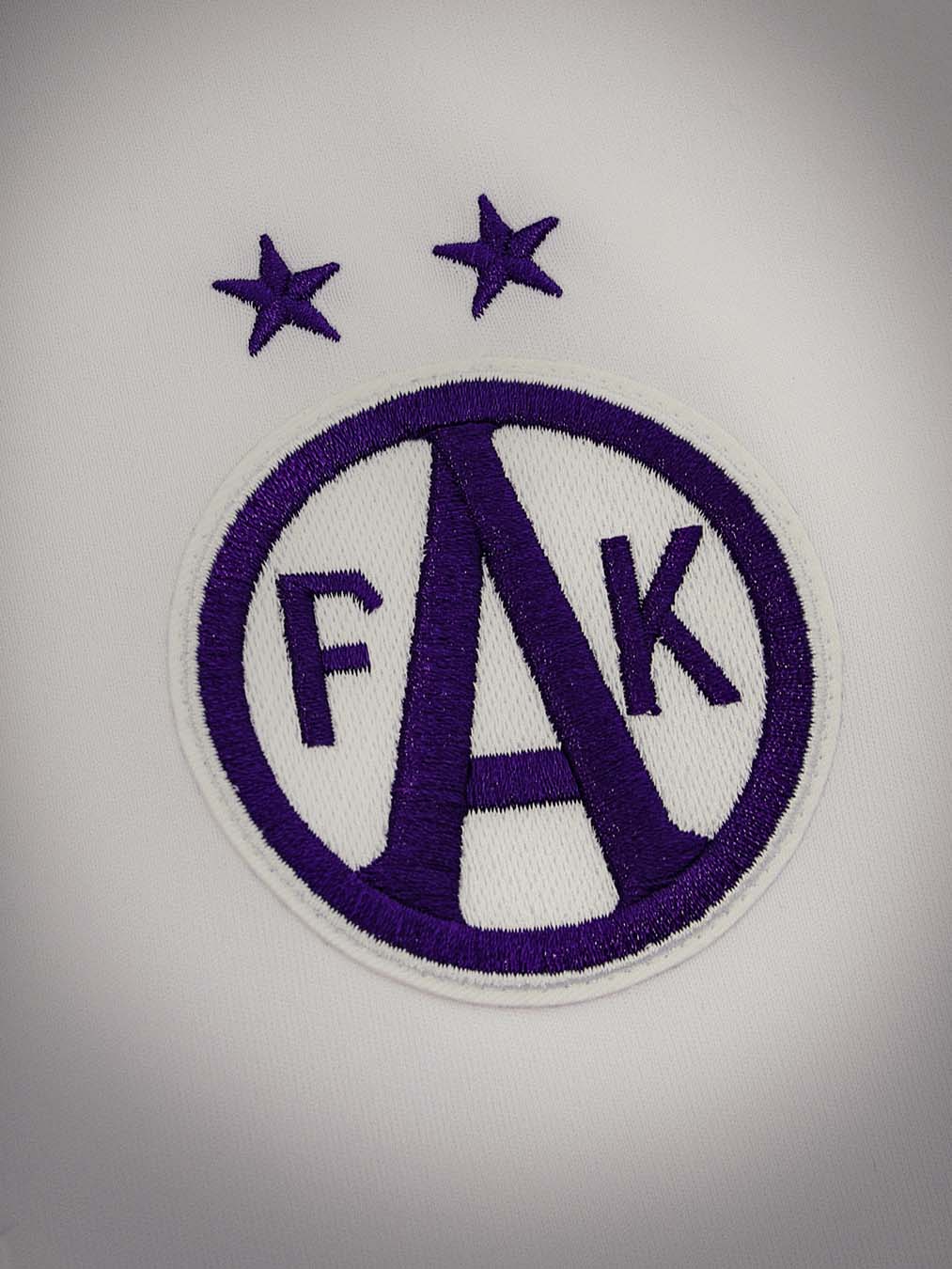 Maillots FK Austria Wien 2026-2027 hommage à l'écusson