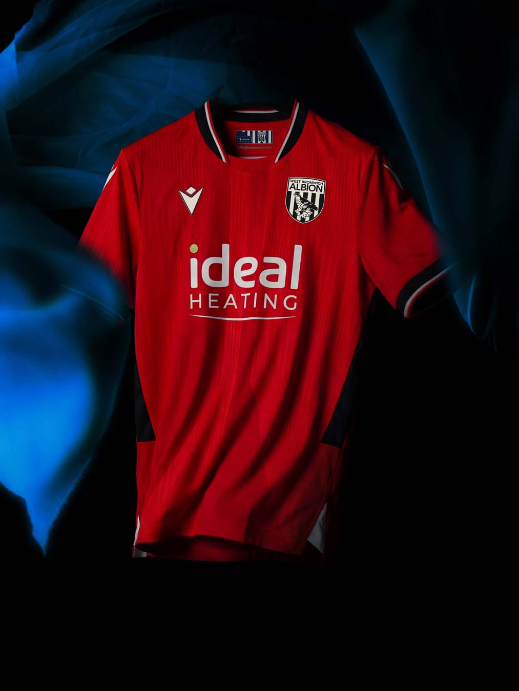 Maillots du West Bromwich Albion 2026-2027 signes Macron