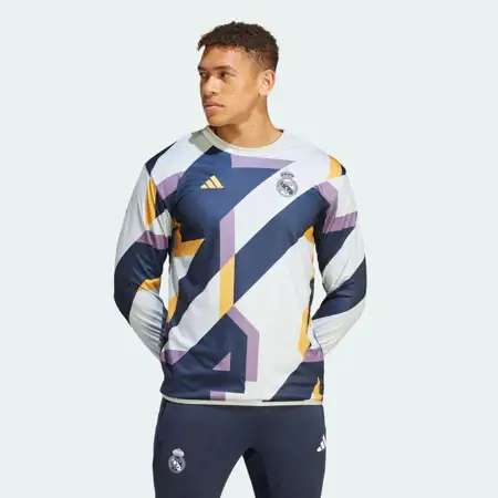 Ce sont les maillots d'entraînement du Real Madrid 2023-2024