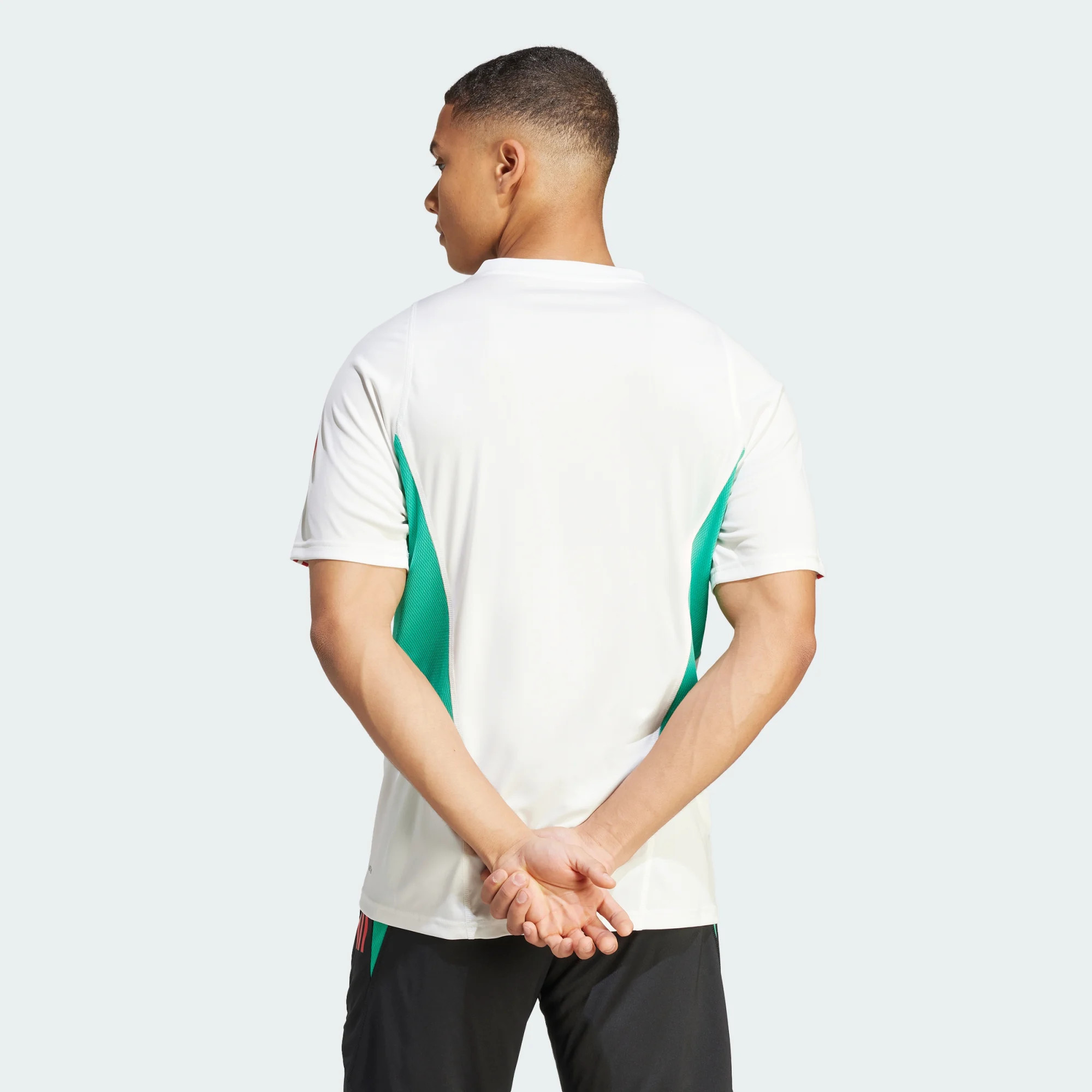 Voici le maillot d'entraînement Manchester United 2023-2024