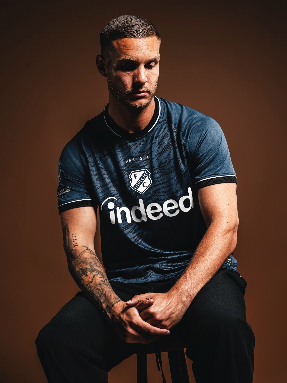 Le maillot extérieur du FC Utrecht 2026-2027 contient un imprimé tigré