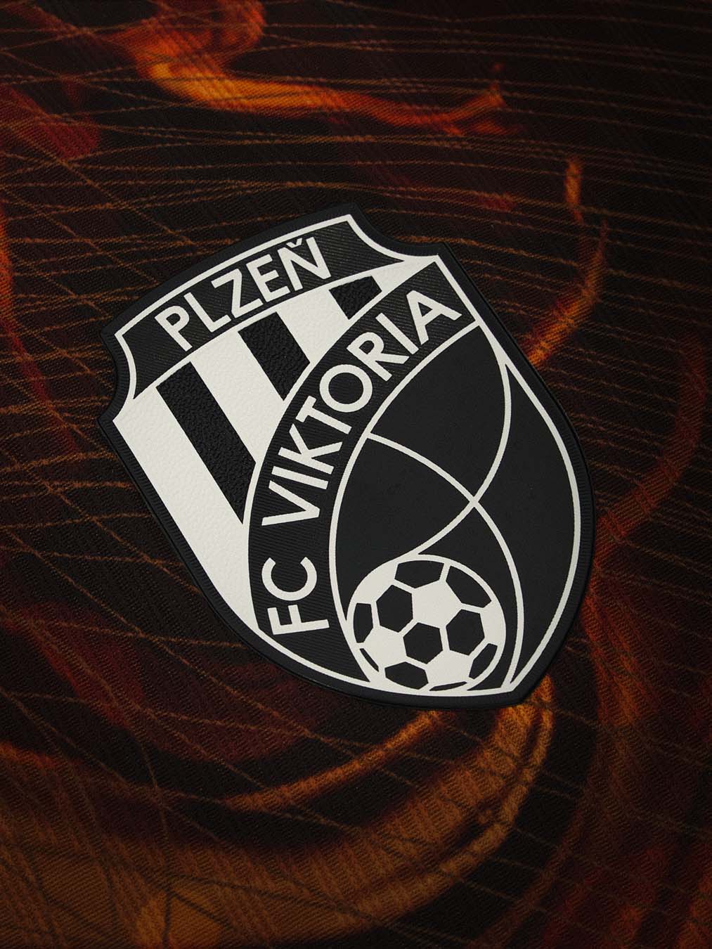 Voici les maillots du FC Viktoria Plzeň 2026-2027