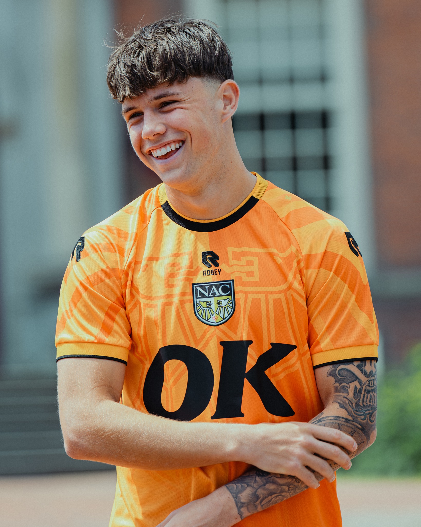 Troisième maillot NAC Breda 2026-2027, hommage à Rat Verlegh