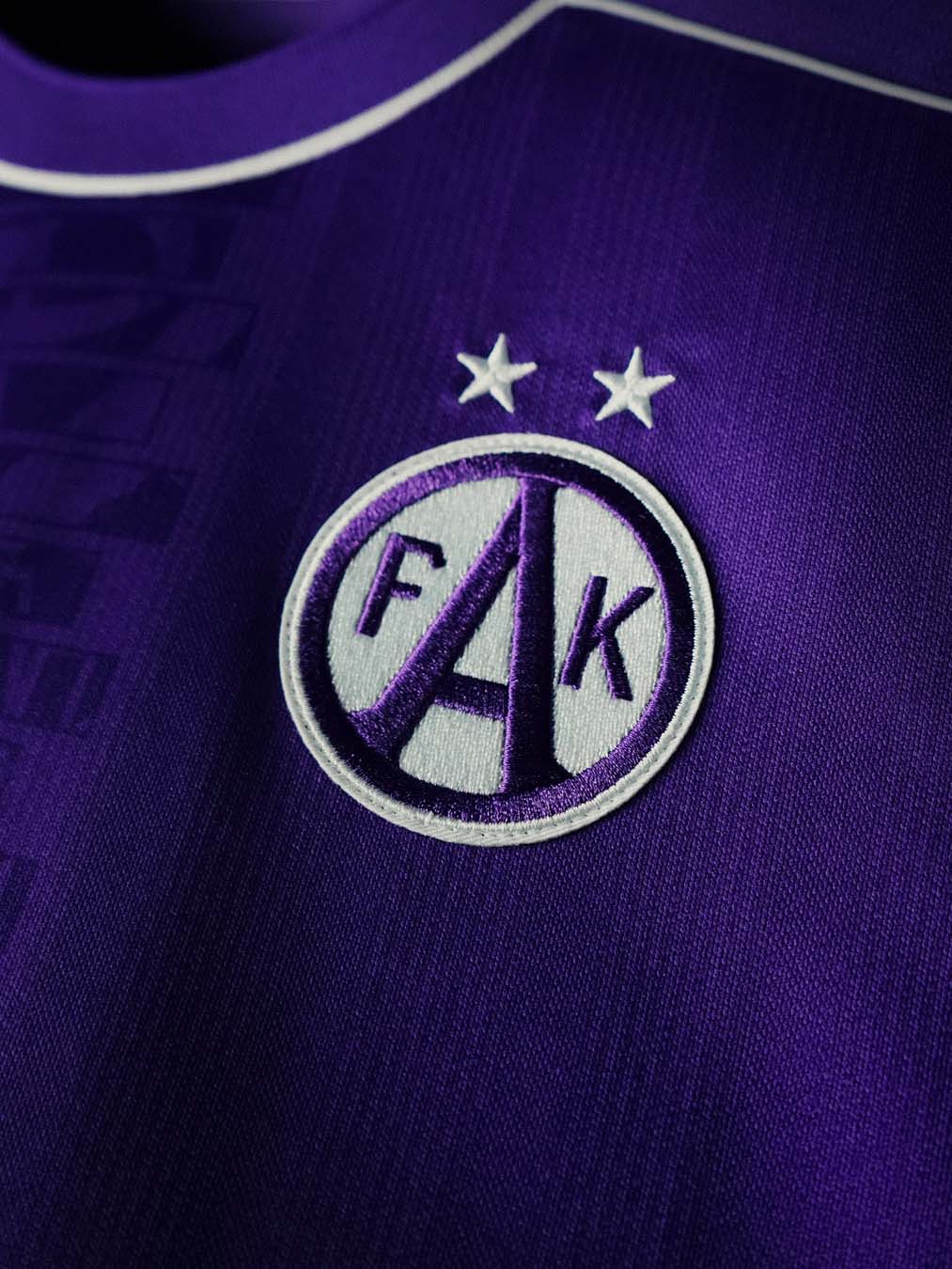 Maillots FK Austria Wien 2026-2027 hommage à l'écusson