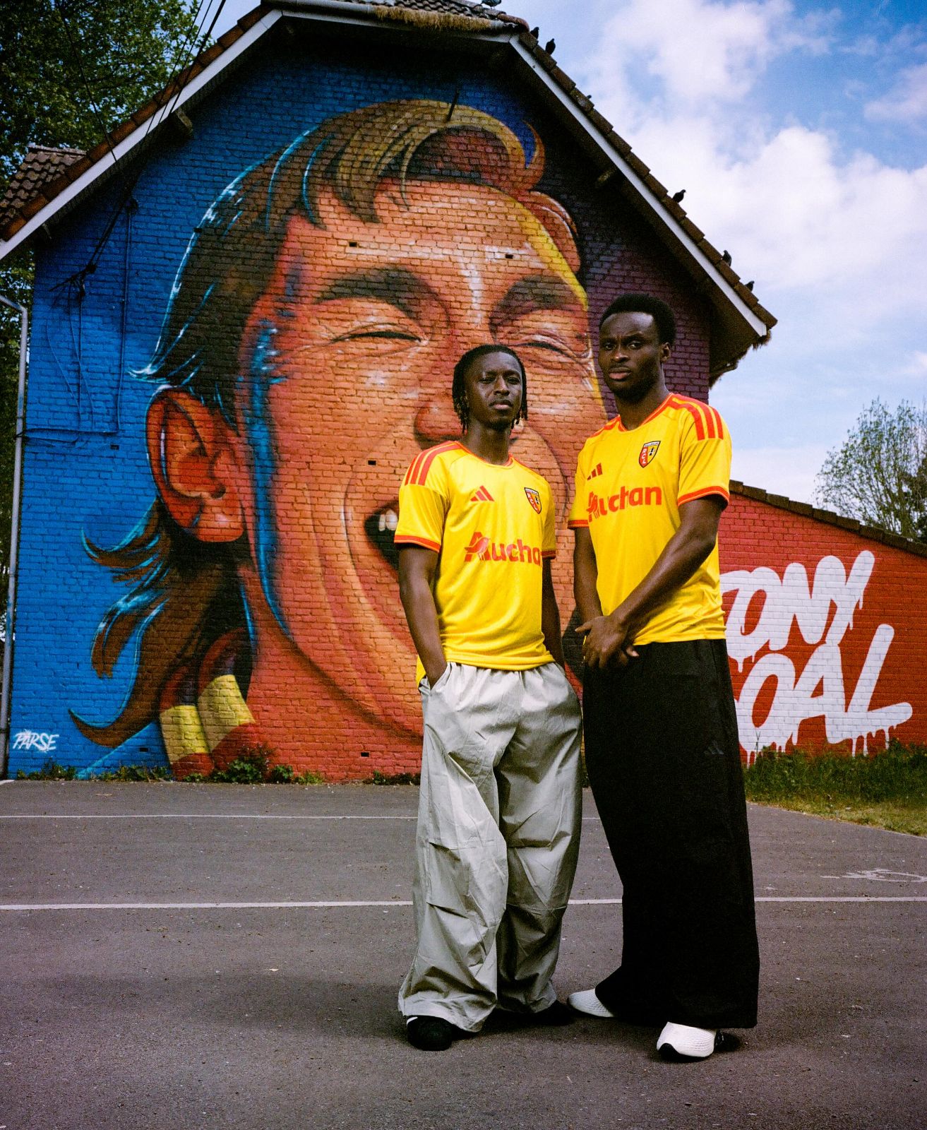 Voici le maillot domicile RC Lens 2026-2027 d'adidas