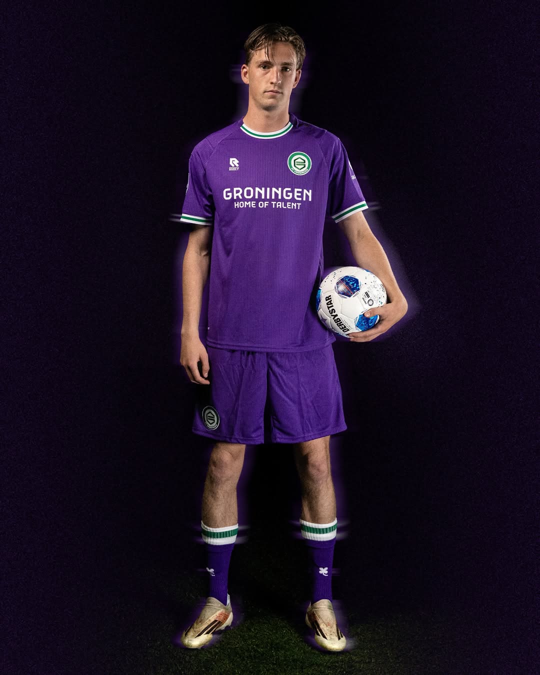 Maillots FC Groningen 2026-2027 hommage au G et au violet !