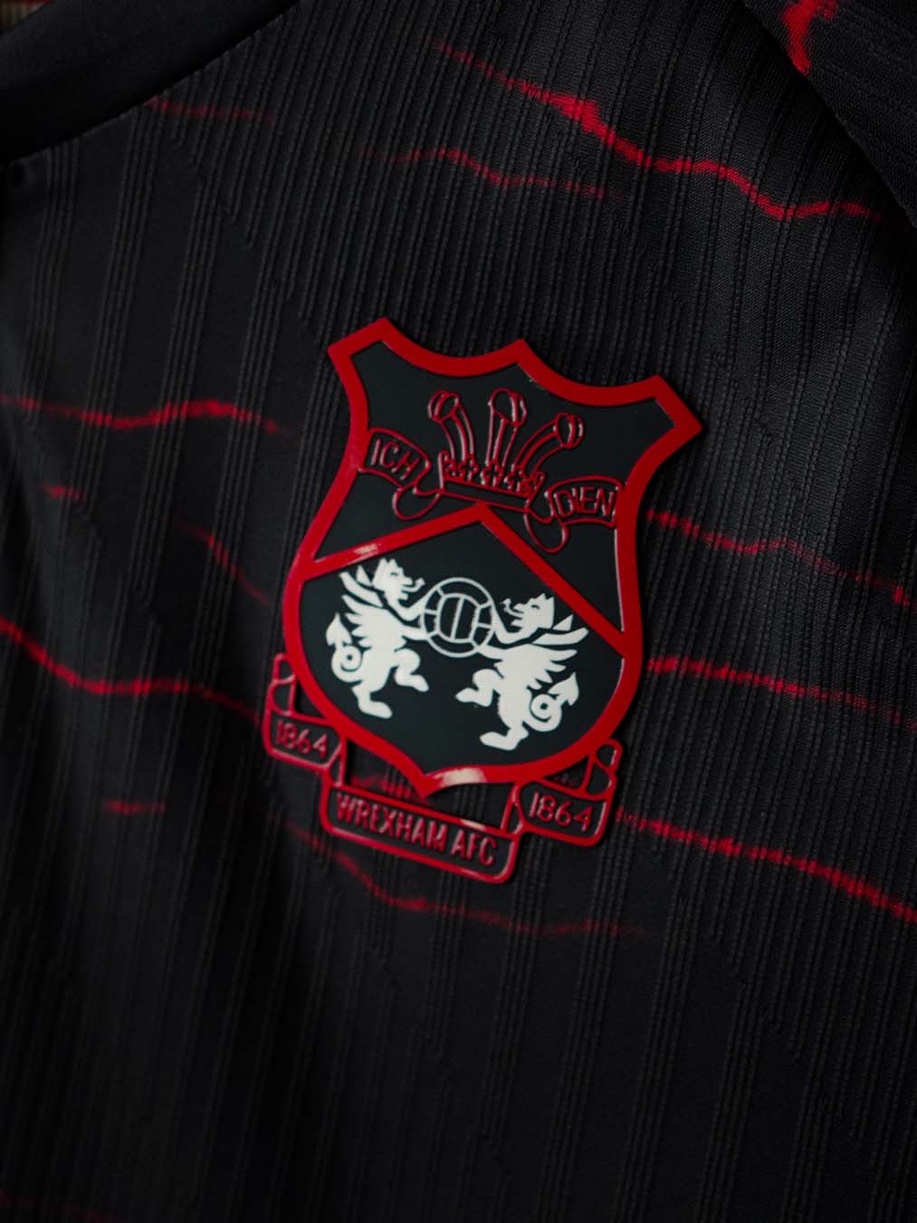 Maillot exterieur du Wrexham AFC 2026-2027 signe Macron