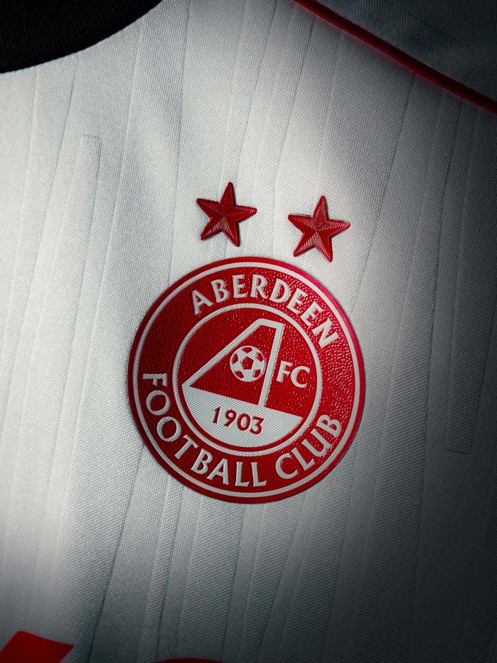 Voici les maillots Aberdeen 2026-2027 de Macron